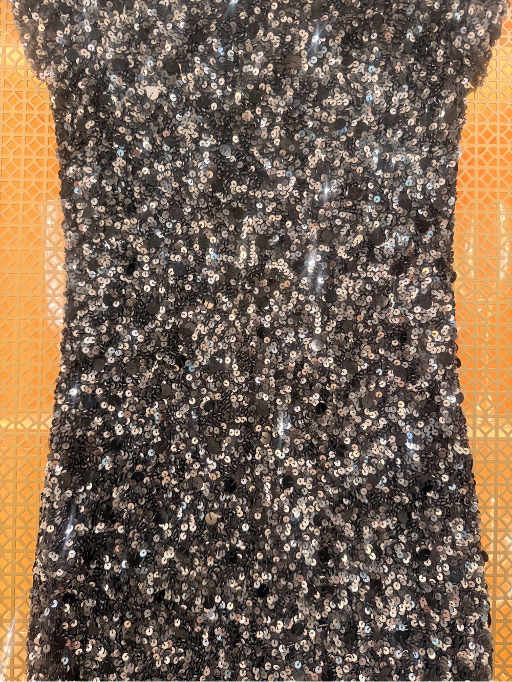 Parker Silver Sequin Cold-Shoulder Cocktail Dress! Stunning!! Size 4! EUC - Picture 2 of 5